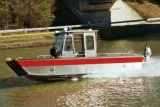Łódz ratownicza z klapą desantową o konstrukcji aluminiowej typ AL 750 BK